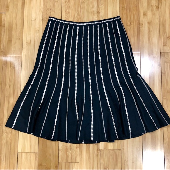 Ann Taylor Skirt - Picture 1 of 5